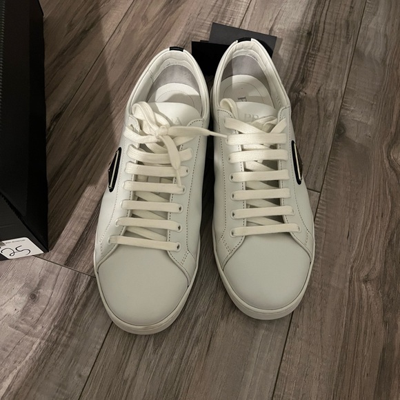 Lane Triangle Logo Low Top Leather Sneaker (Men) - Picture 3 of 7